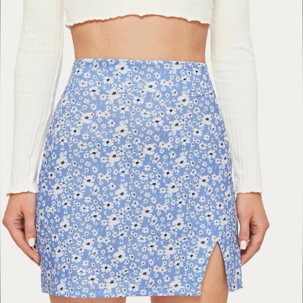 floral skirt